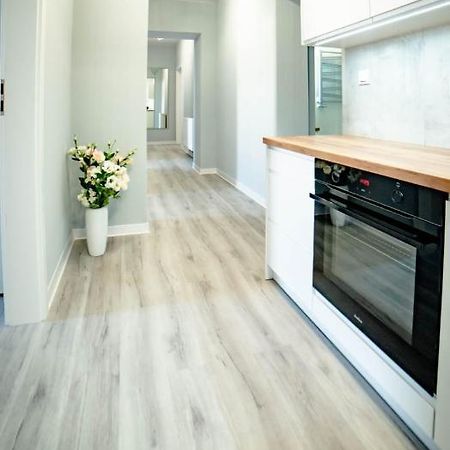 Lofty Apartamenty Namyslow I Екстер'єр фото
